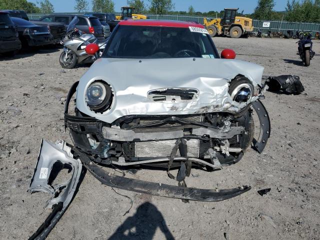 Photo 5 from auction – 2017 MINI COOPER JCW with VIN WMWLV9C35H2D66268