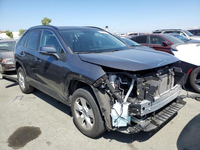 Photo 4 from auction – 2021 TOYOTA RAV4 XLE with VIN 2T3P1RFVXMC246897