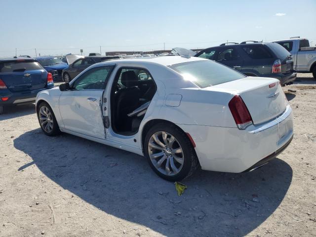 Photo 2 from auction – 2018 CHRYSLER 300 LIMITE with VIN 2C3CCAEG0JH208008