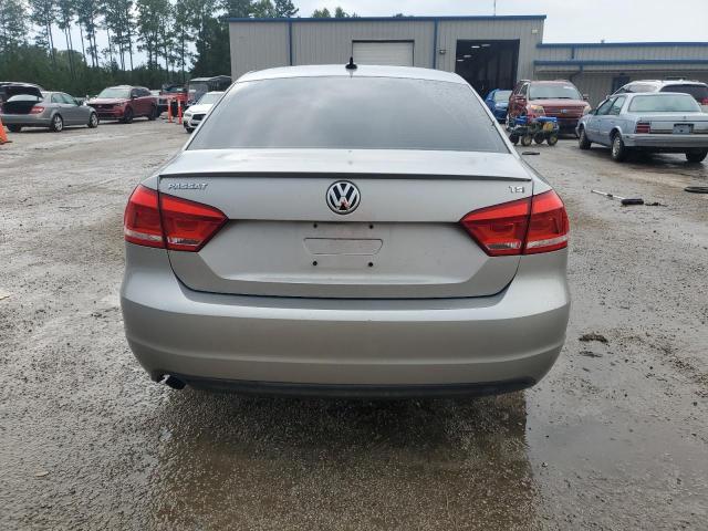 Photo 6 from auction – 2014 VOLKSWAGEN PASSAT with VIN 1VWAT7A31EC049109