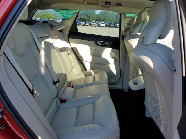 Photo 11 from auction – 2019 VOLVO XC60 T5 MO with VIN LYV102DKXKB315762