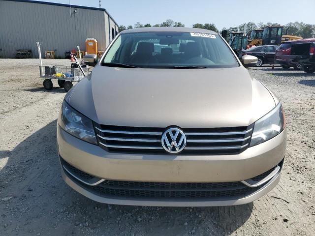 Photo 5 from auction – 2015 VOLKSWAGEN PASSAT S with VIN 1VWAS7A32FC008069