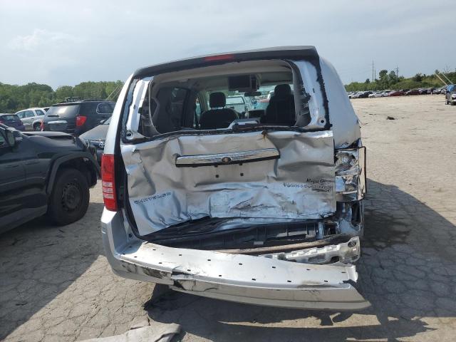 Photo 6 from auction – 2010 CHRYSLER TOWN & COU with VIN 2A4RR5D19AR113394