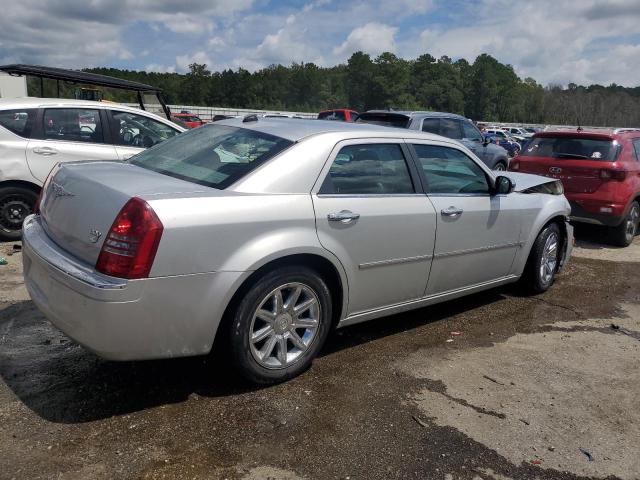 Photo 3 from auction – 2005 CHRYSLER 300C with VIN 2C3AA63H95H591782