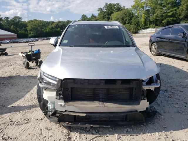 Photo 5 from auction – 2019 VOLVO XC40 T5 MO with VIN YV4162XZ8K2008564