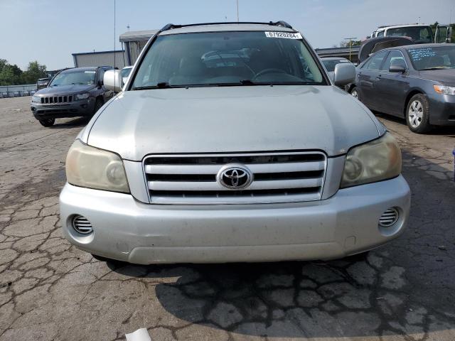 Photo 5 from auction – 2005 TOYOTA HIGHLANDER with VIN JTEDP21A350045422