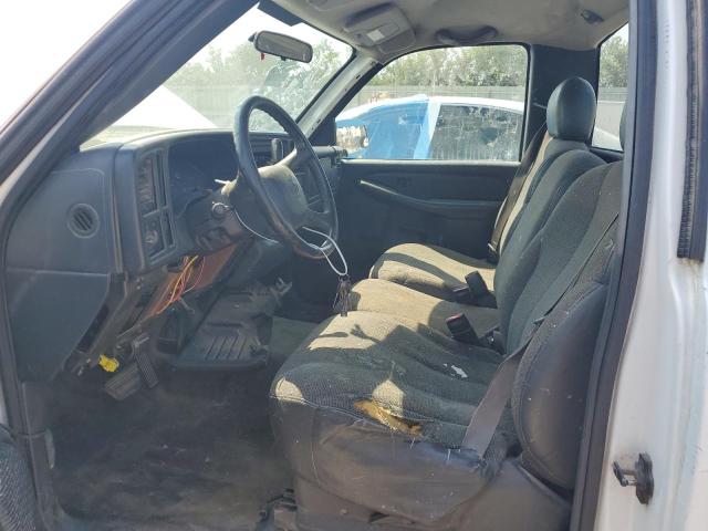 Photo 7 from auction – 2000 CHEVROLET SILVERADO with VIN 1GCEC14W5YE280353