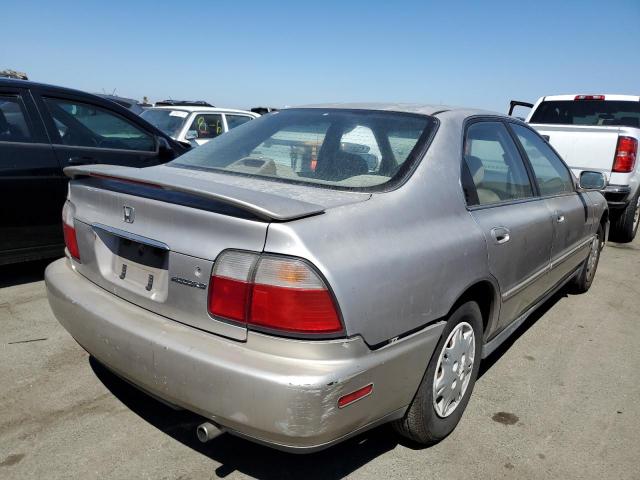 Photo 3 from auction – 1997 HONDA ACCORD VAL with VIN 1HGCD5683VA171467