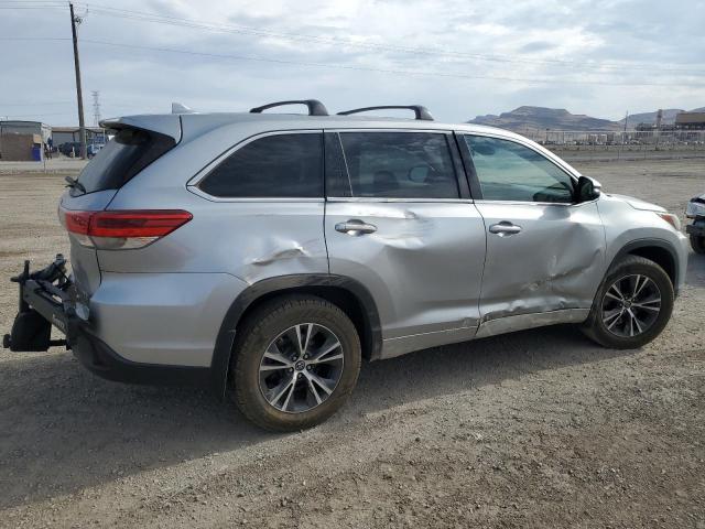 Фото 3 с аукциона – 2017 TOYOTA HIGHLANDER с VIN 5TDBZRFH0HS378120