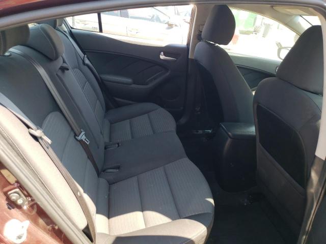 Photo 10 from auction – 2017 KIA FORTE LX with VIN 3KPFL4A78HE097178