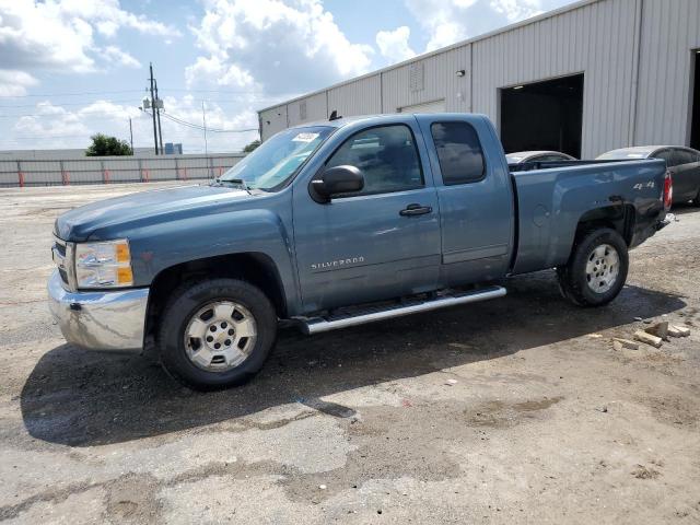 CHEVROLET SILVERADO 2013 with VIN 1GCRKSE79DZ138236 - Photo from auction