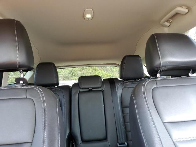 Photo 10 from auction – 2017 FORD ESCAPE SE with VIN 1FMCU9GD5HUA30917