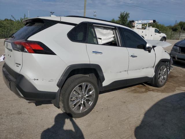 Photo 3 from auction – 2023 TOYOTA RAV4 LIMIT with VIN 2T3N1RFV1PW348034
