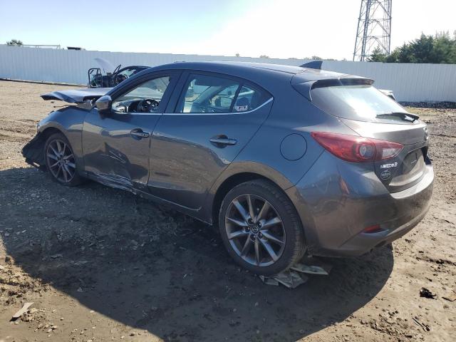 Photo 2 from auction – 2018 MAZDA 3 TOURING with VIN 3MZBN1L32JM225229