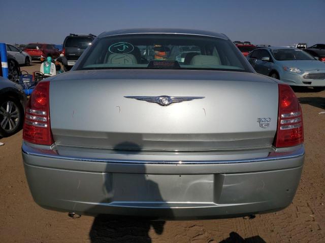 Photo 6 from auction – 2005 CHRYSLER 300C with VIN 2C3JA63H05H121771