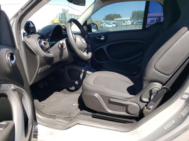 Photo 7 from auction – 2017 SMART FORTWO with VIN WMEFJ9BA8HK229027
