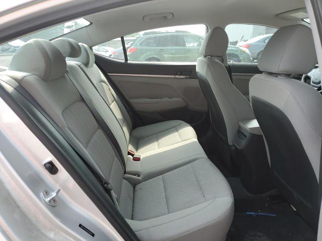 Photo 10 from auction – 2017 HYUNDAI ELANTRA with VIN 5NPD74LF6HH049643
