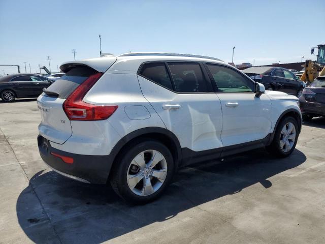 Photo 3 from auction – 2020 VOLVO XC40 T4 MO with VIN YV4AC2HK5L2226313
