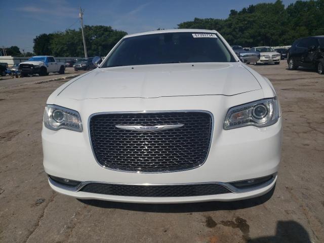 Photo 5 from auction – 2020 CHRYSLER 300 LIMITE with VIN 2C3CCAEG5LH124463