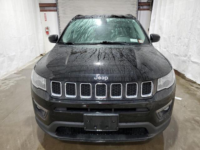 Photo 5 from auction – 2017 JEEP COMPASS LA with VIN 3C4NJDBB4HT680587