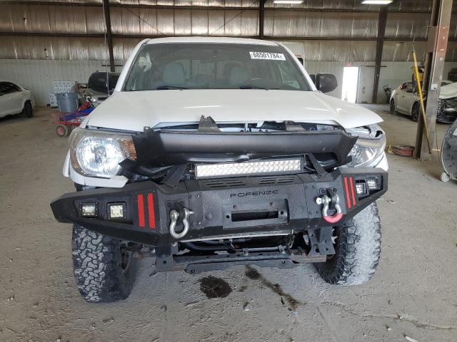 Photo 5 from auction – 2015 TOYOTA TACOMA DOU with VIN 3TMLU4EN2FM168726