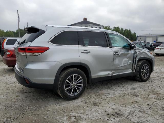 Photo 3 from auction – 2019 TOYOTA HIGHLANDER with VIN 5TDJZRFH2KS609392