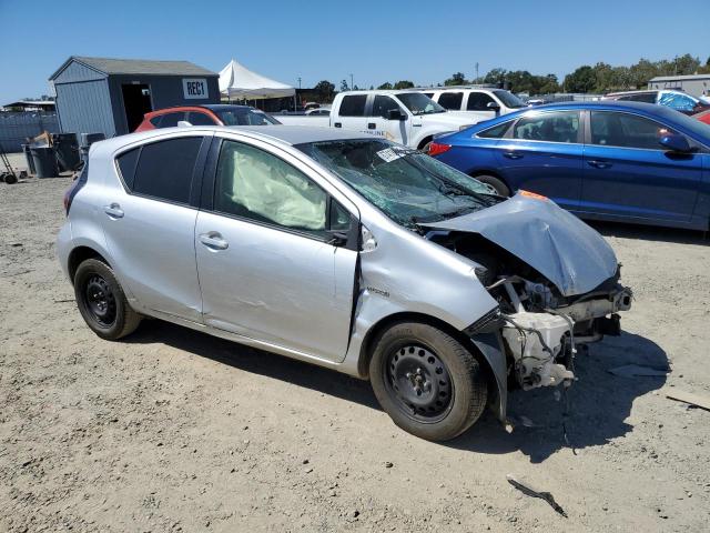 Photo 4 from auction – 2015 TOYOTA PRIUS C with VIN JTDKDTB33F1111134