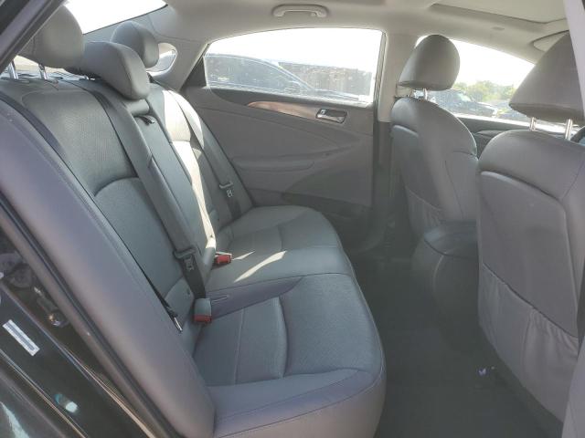 Photo 10 from auction – 2014 HYUNDAI SONATA HYB with VIN KMHEC4A45EA115812