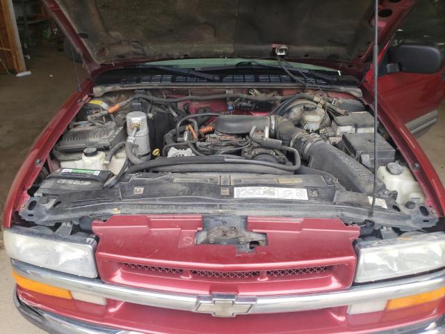 Photo 11 from auction – 2000 CHEVROLET BLAZER with VIN 1GNDT13W4Y2287008