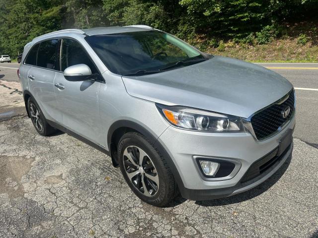 KIA SORENTO EX 2016 مع رقم تعريف المركبة 5XYPHDA55GG103833 - صورة من المزاد