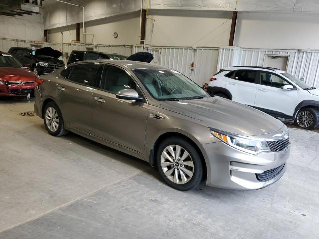 Photo 4 from auction – 2018 KIA OPTIMA EX with VIN 5XXGU4L35JG272916