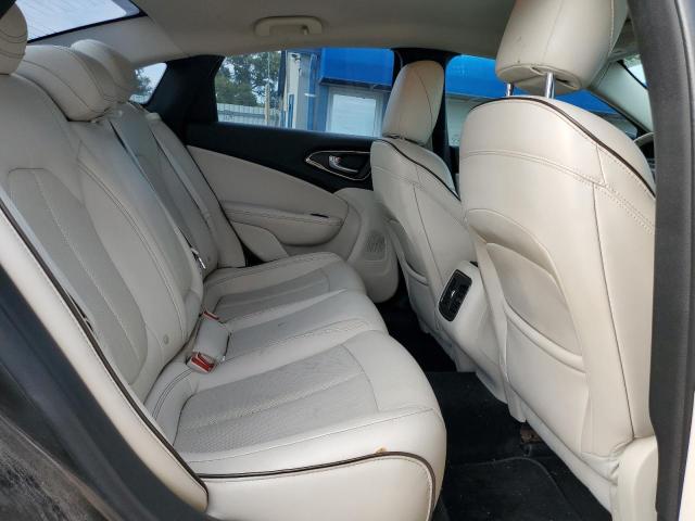 Photo 10 from auction – 2015 CHRYSLER 200 C with VIN 1C3CCCCG6FN608717
