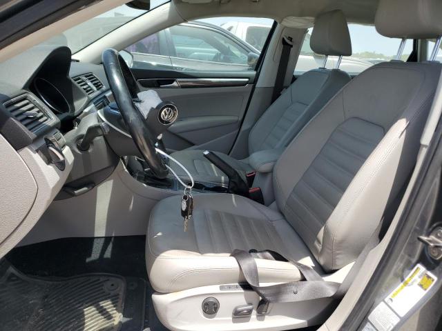 Photo 7 from auction – 2017 VOLKSWAGEN PASSAT SEL with VIN 1VWCT7A31HC037748