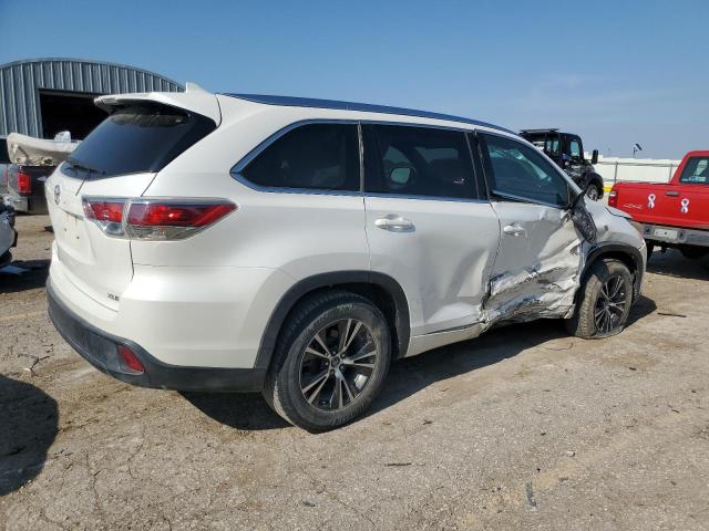 Photo 3 from auction – 2016 TOYOTA HIGHLANDER with VIN 5TDKKRFH5GS126317
