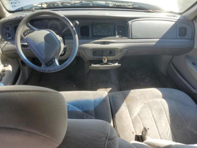 Photo 8 from auction – 2000 FORD CROWN VICT with VIN 2FAFP71W4YX119755