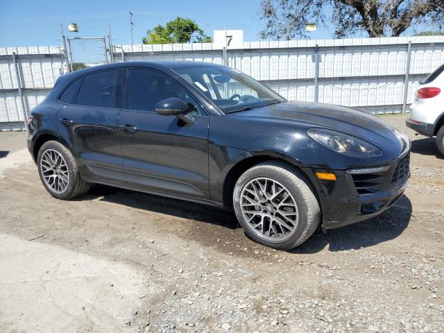 Фото 4 с аукциона – 2017 PORSCHE MACAN S с VIN WP1AB2A5XHLB14214