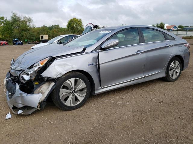 HYUNDAI SONATA HYB 2015 with VIN KMHEC4A41FA132155 - Photo from auction