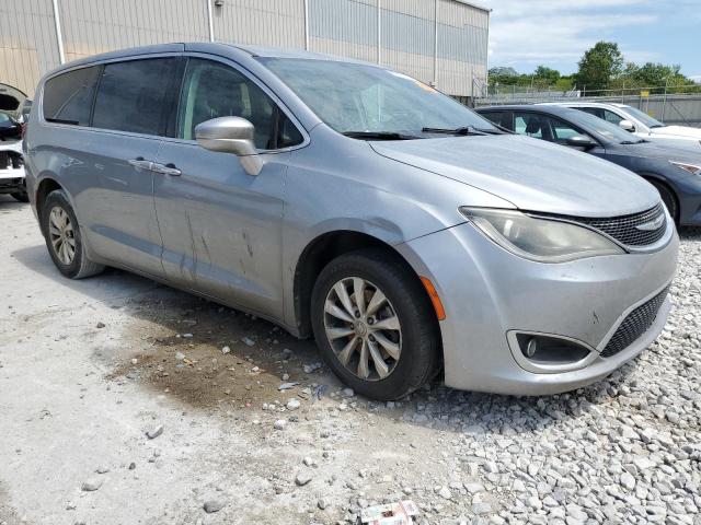 Photo 4 from auction – 2019 CHRYSLER PACIFICA T with VIN 2C4RC1FGXKR741306