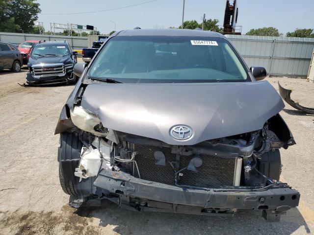 Photo 5 from auction – 2015 TOYOTA SIENNA LE with VIN 5TDKK3DC4FS531152