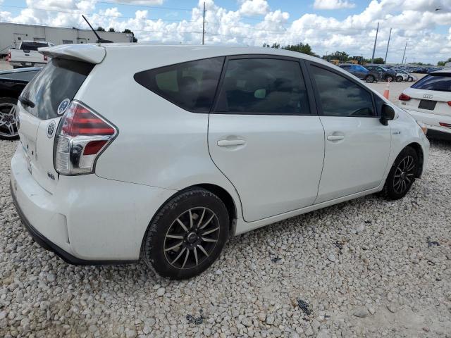 Photo 3 from auction – 2015 TOYOTA PRIUS V with VIN JTDZN3EU2FJ024700