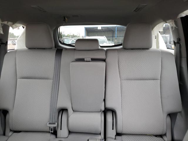 Photo 10 from auction – 2018 TOYOTA HIGHLANDER with VIN 5TDBZRFH1JS800479
