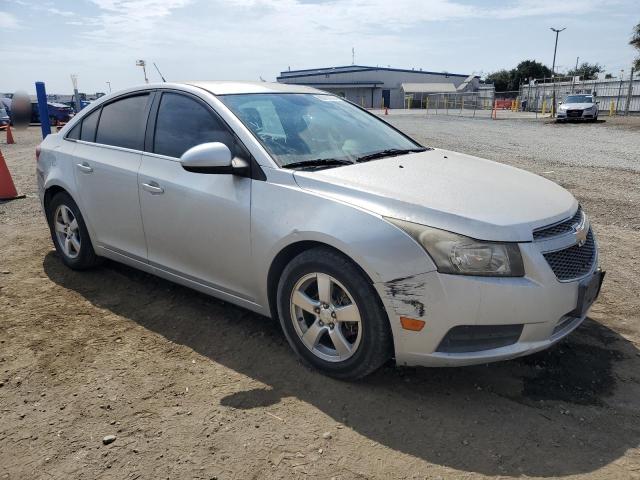 Photo 4 from auction – 2014 CHEVROLET CRUZE LT with VIN 1G1PC5SB3E7157062