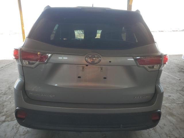 Zdjęcie 6 z aukcji – 2014 TOYOTA HIGHLANDER z VIN 5TDJKRFH8ES031520
