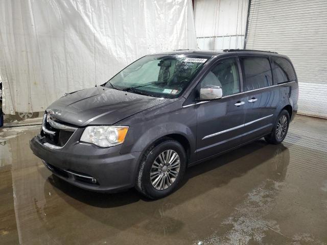 CHRYSLER TOWN & COU 2015 with VIN 2C4RC1CG2FR506635 - Photo from auction