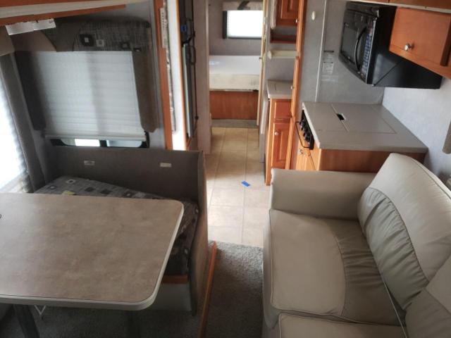 Photo 6 from auction – 2006 FORD ECONOLINE with VIN 1FDXE45S56DA04186