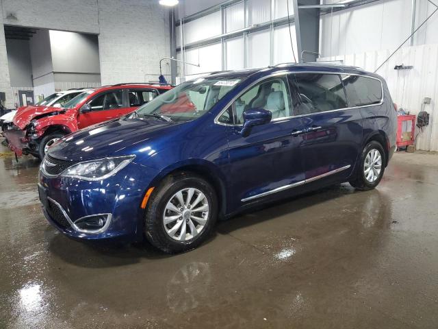 CHRYSLER PACIFICA T 2018 with VIN 2C4RC1BGXJR219019 - Photo from auction