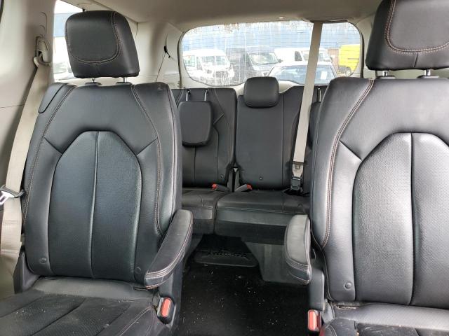 Photo 10 from auction – 2018 CHRYSLER PACIFICA T with VIN 2C4RC1EGXJR315132