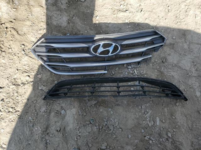 Photo 13 from auction – 2017 HYUNDAI SANTA FE S with VIN 5NMZU3LB8HH048545