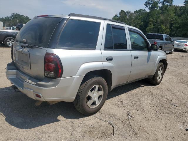 Photo 3 from auction – 2005 CHEVROLET TRAILBLAZE with VIN 1GNDS13S452162960