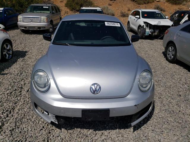 Photo 5 from auction – 2014 VOLKSWAGEN BEETLE with VIN 3VWF17AT1EM645914